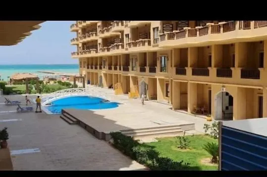 In Turtels شقة *